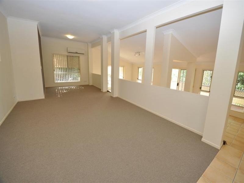 18 Bonin Close, Pacific Pines QLD 4211