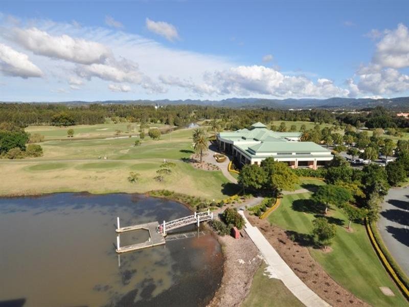 284 Signature. 135 Lakelands Drive, Merrimac QLD 4226