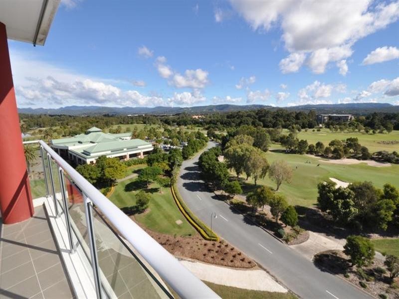 285 Signature. 135 Lakelands Drive, Merrimac QLD 4226