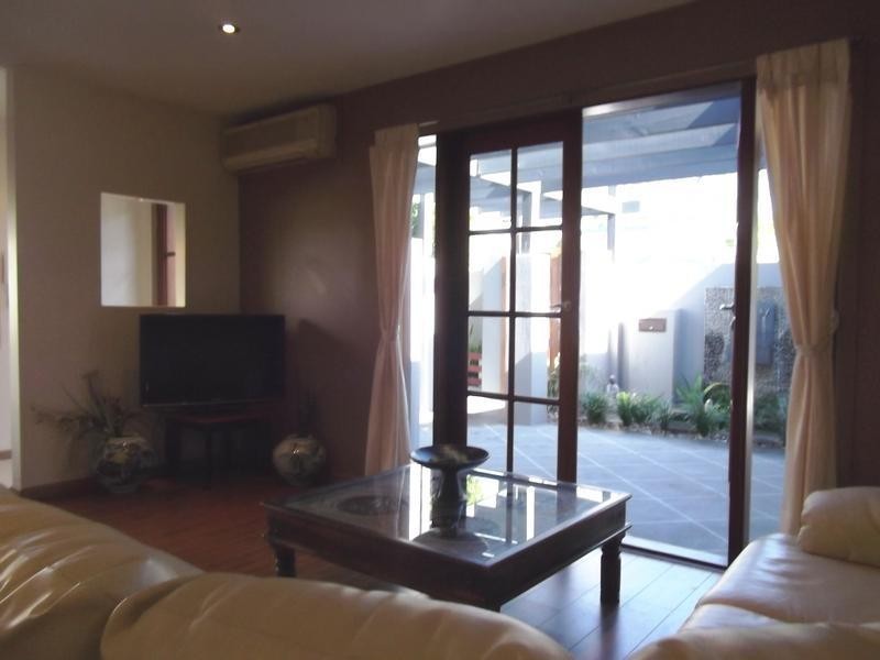 5 Fairway Avenue, Southport QLD 4215