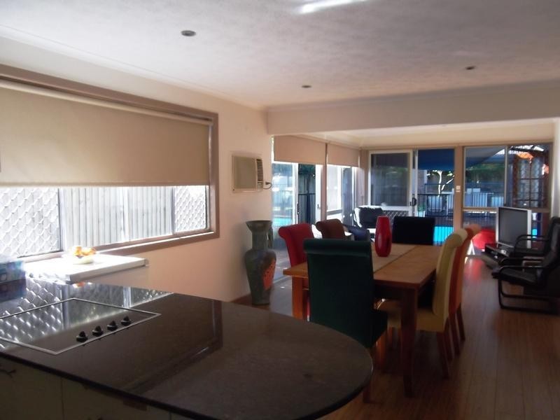 5 Fairway Avenue, Southport QLD 4215