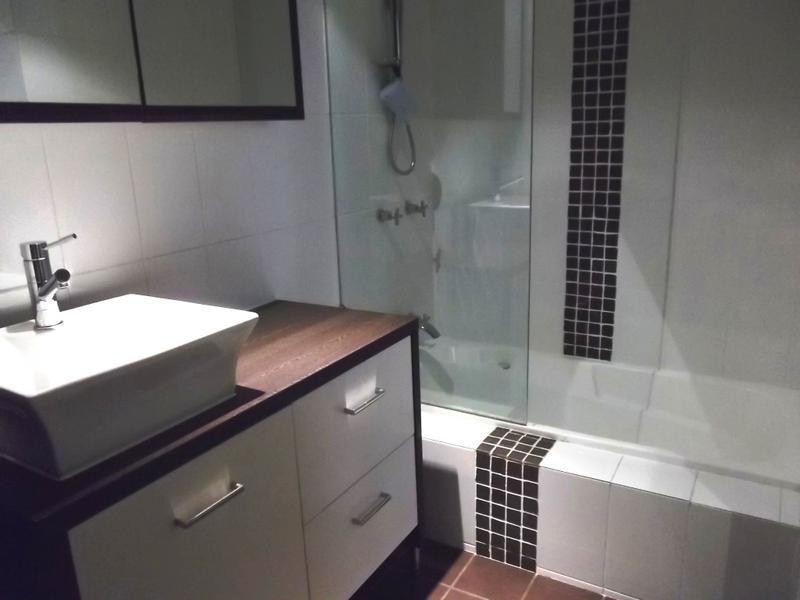 5 Fairway Avenue, Southport QLD 4215