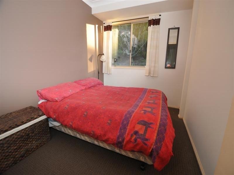 15 Gumtree Terrace.  130 Plateau Crescent, Carrara QLD 4211