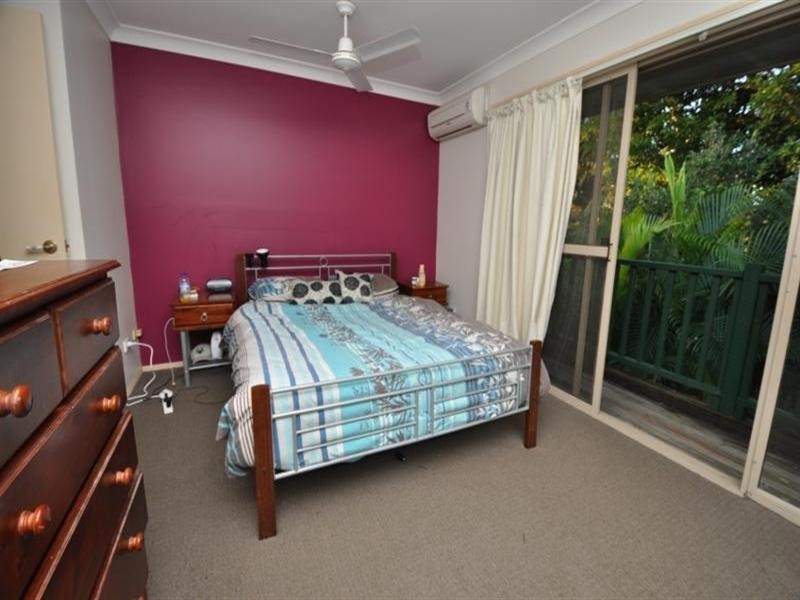 15 Gumtree Terrace.  130 Plateau Crescent, Carrara QLD 4211
