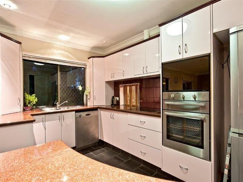 14 Jerrob Court, Carrara QLD 4211