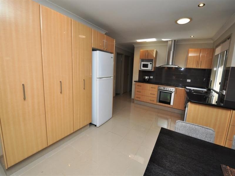 126 Plateau Crescent, Carrara QLD 4211