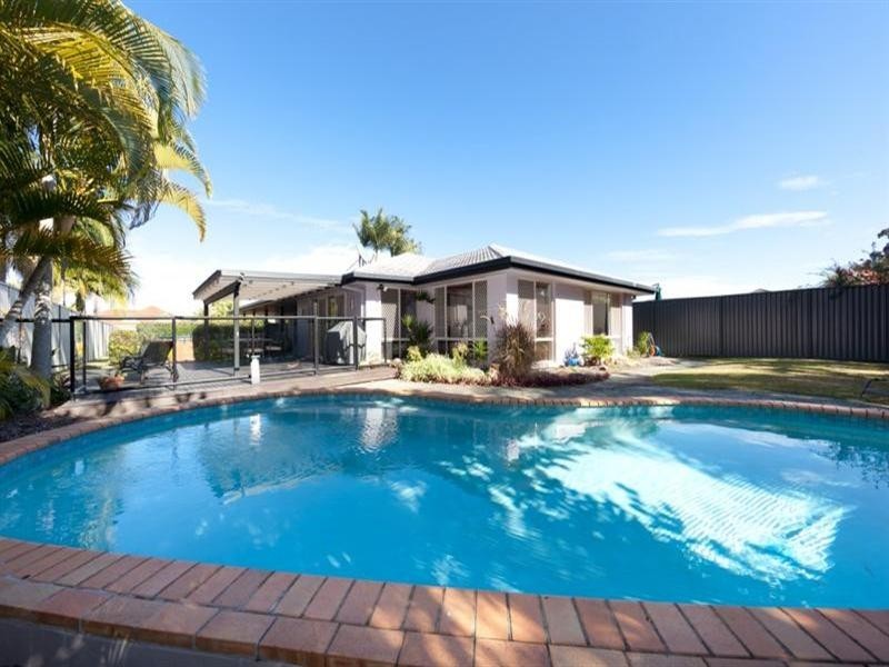 73 Marbella Drive, Benowa QLD 4217