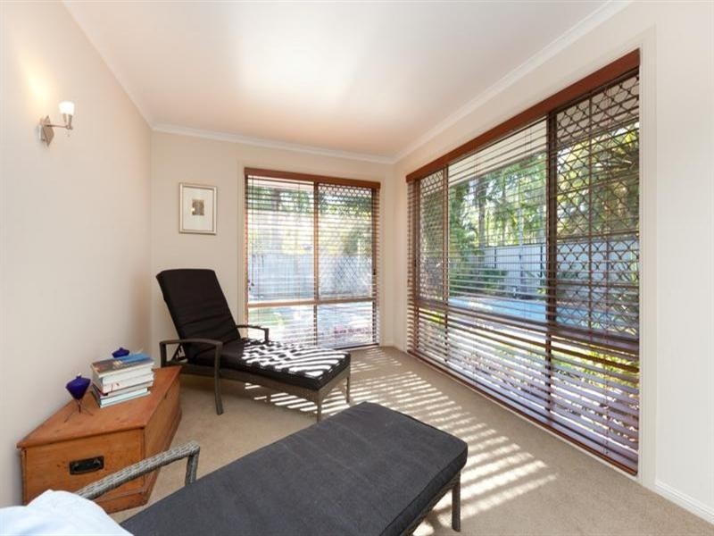 73 Marbella Drive, Benowa QLD 4217