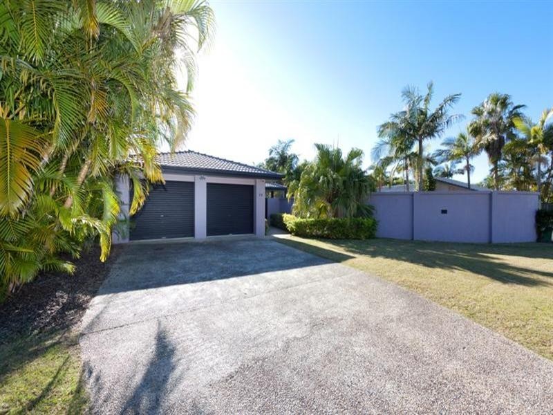 73 Marbella Drive, Benowa QLD 4217