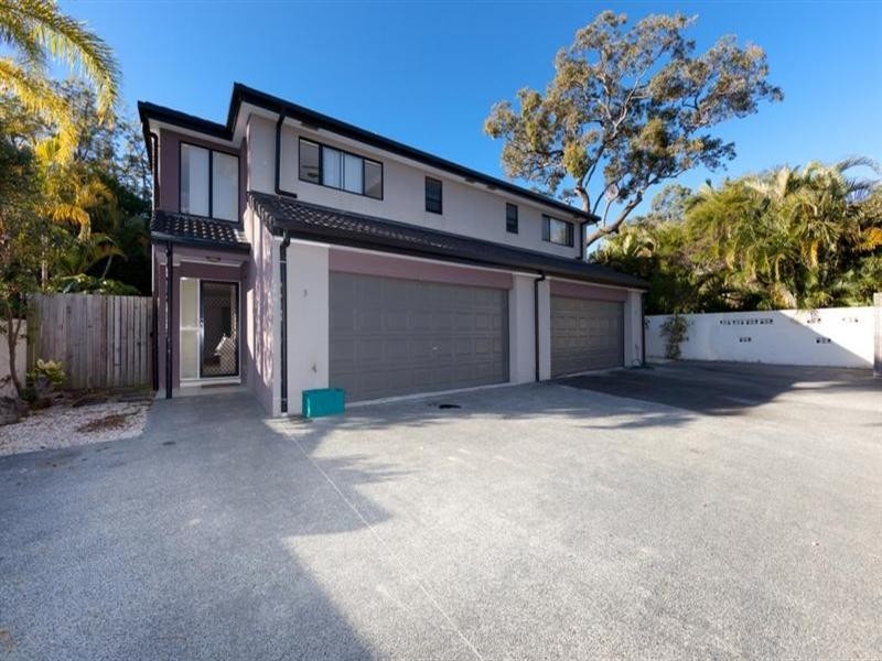 3 & 4/53 Gordon Street, Labrador QLD 4215