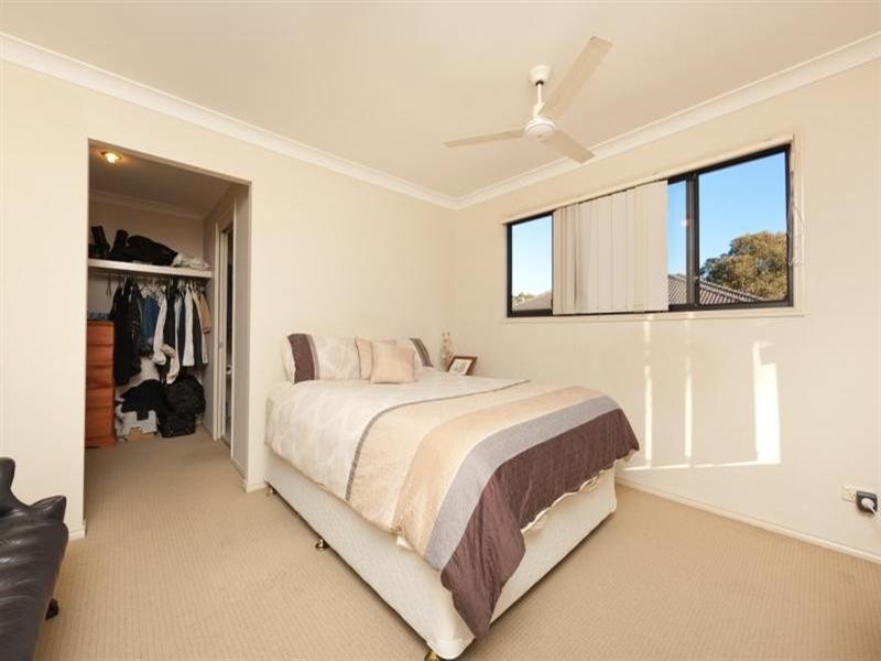 3 & 4/53 Gordon Street, Labrador QLD 4215