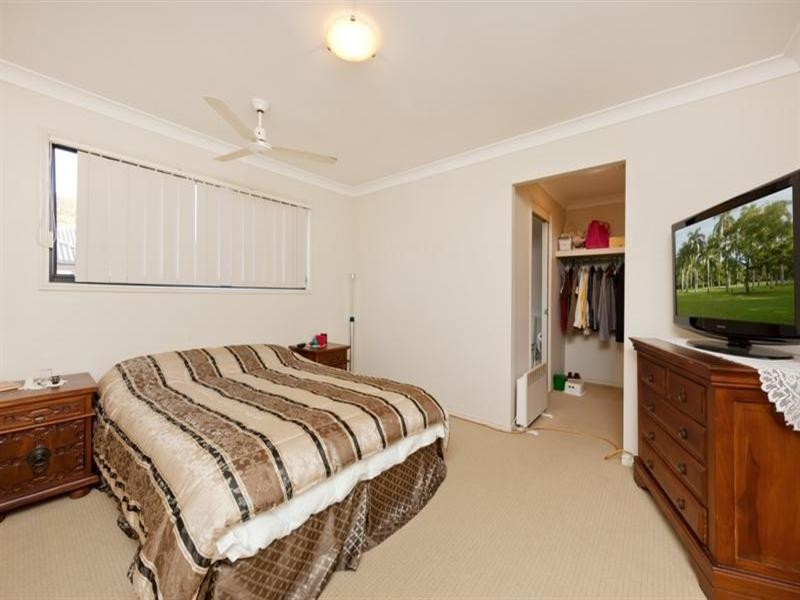 3 & 4/53 Gordon Street, Labrador QLD 4215