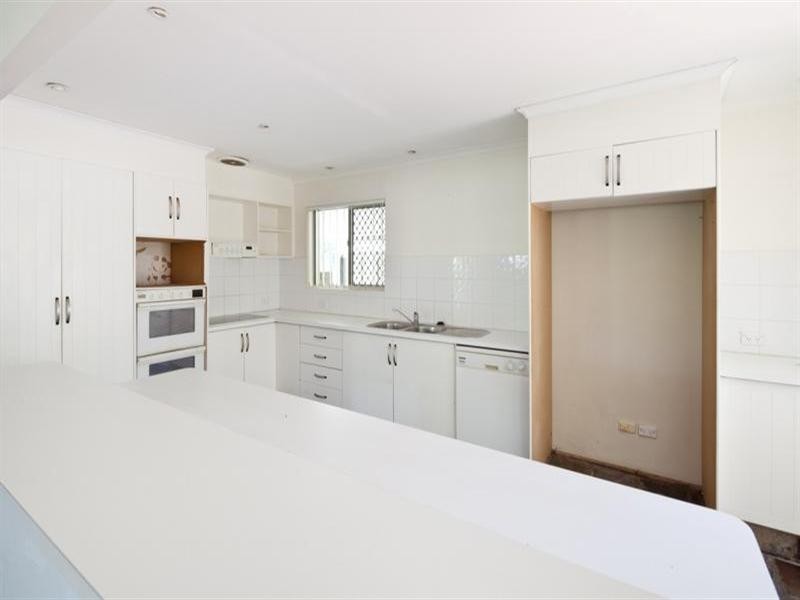 22 Freda Street, Ashmore QLD 4214