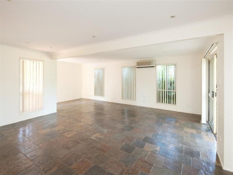 22 Freda Street, Ashmore QLD 4214