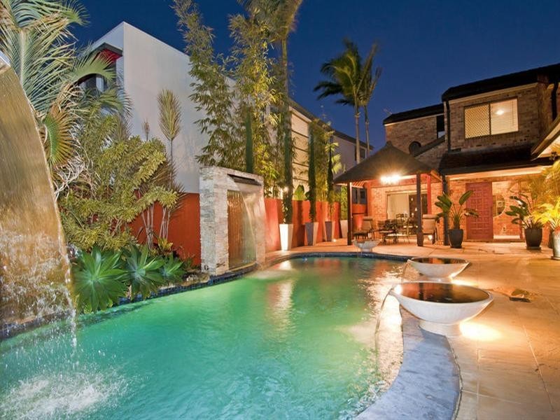 73 Campbell Street, Sorrento QLD 4217