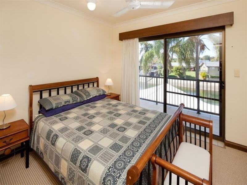 73 Campbell Street, Sorrento QLD 4217