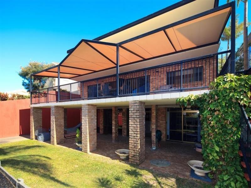 73 Campbell Street, Sorrento QLD 4217