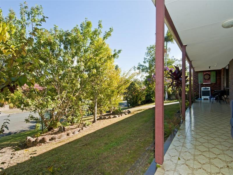 3 Lunar Court, Benowa QLD 4217