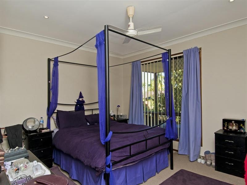 3 Lunar Court, Benowa QLD 4217