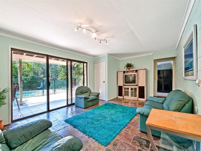 65 Currumburra Road, Ashmore QLD 4214