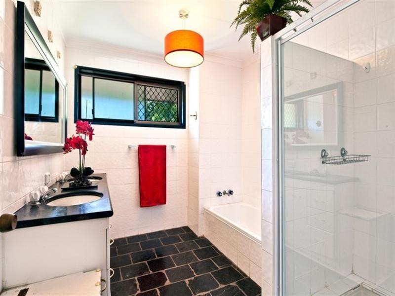 65 Currumburra Road, Ashmore QLD 4214