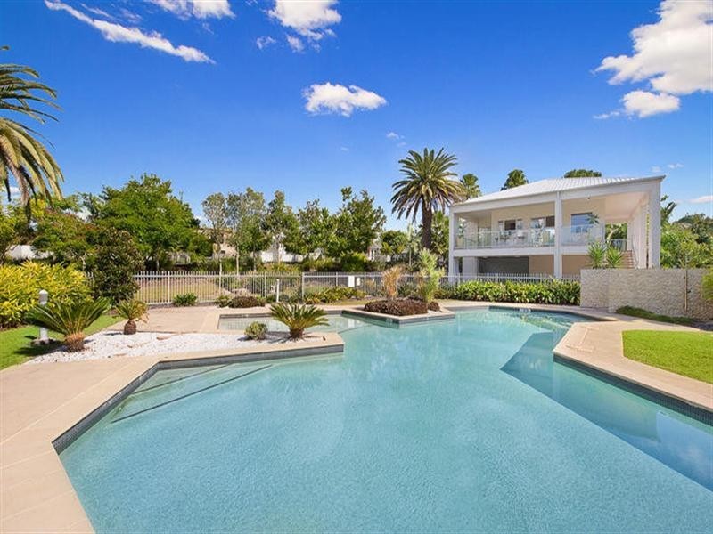 60 Nicklaus Court, Merrimac QLD 4226