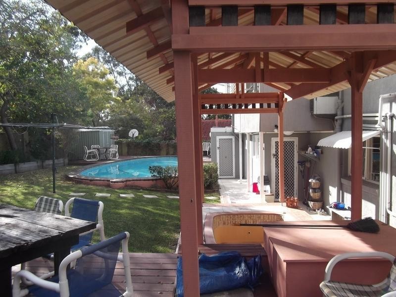 5 Joden Place, Southport QLD 4215