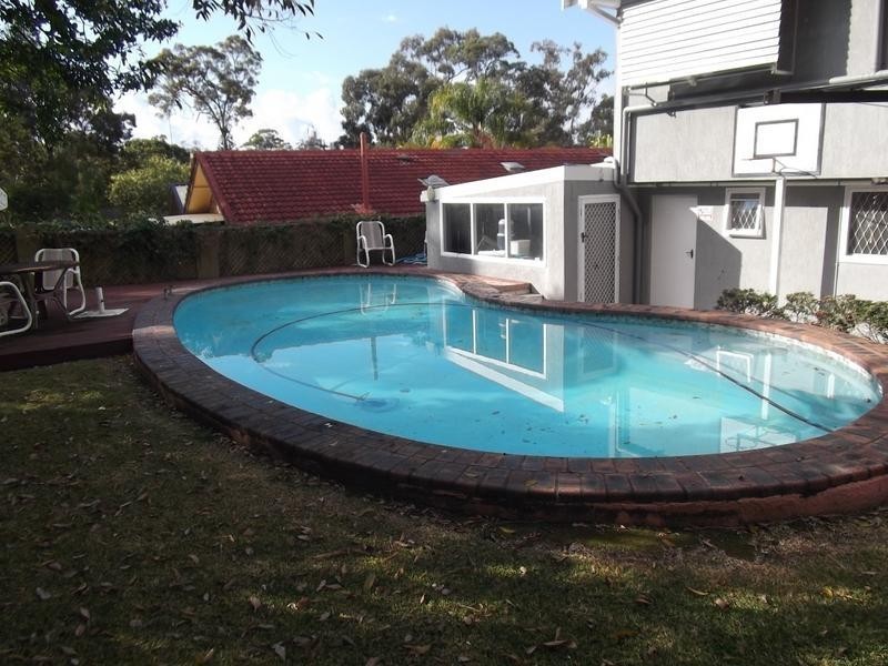 5 Joden Place, Southport QLD 4215