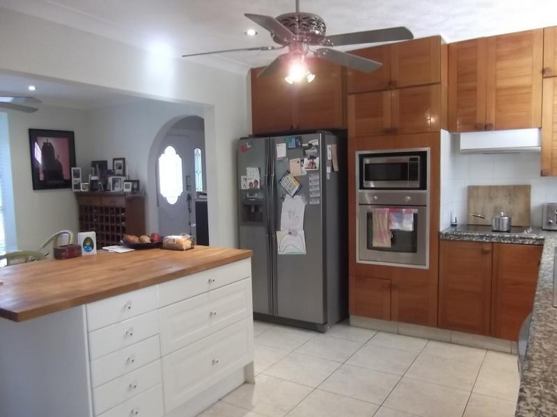5 Joden Place, Southport QLD 4215