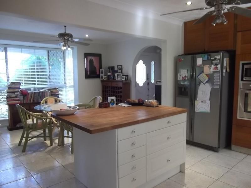 5 Joden Place, Southport QLD 4215