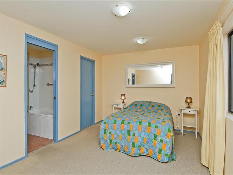 301 Harbour Side Resort. 132 Marine Parade, Southport QLD 4215