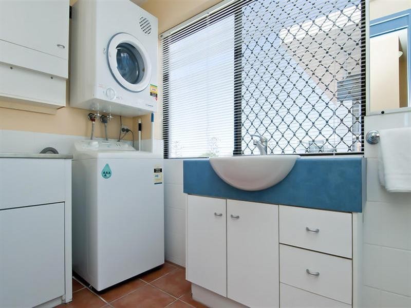 301 Harbour Side Resort. 132 Marine Parade, Southport QLD 4215