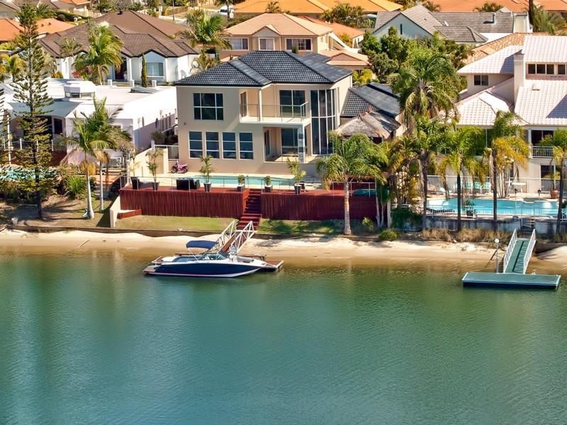 60 Edinburgh Road, Benowa QLD 4217