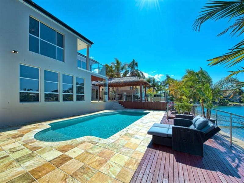 60 Edinburgh Road, Benowa QLD 4217