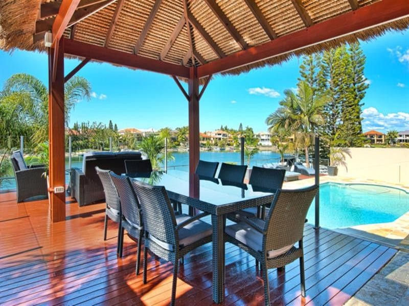 60 Edinburgh Road, Benowa QLD 4217