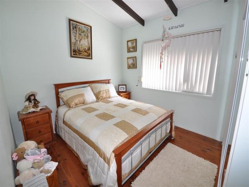 28 Susanne Street, Southport QLD 4215