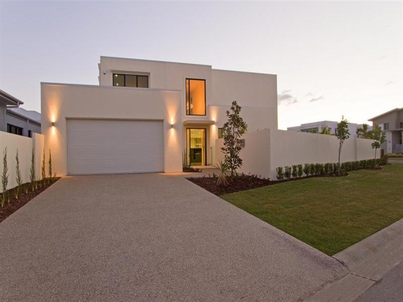 9015 The Boulevarde. Royal Pines Riverside., Benowa QLD 4217