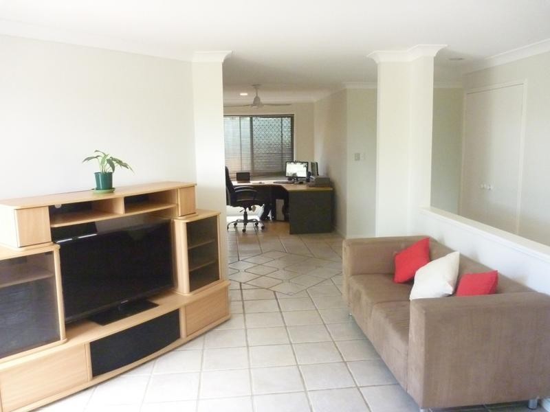 44 Marble Drive, Carrara QLD 4211