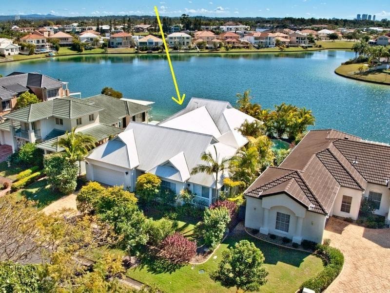 86 Cypress Drive, Broadbeach Waters QLD 4218