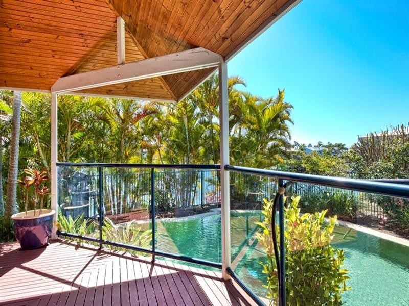 86 Cypress Drive, Broadbeach Waters QLD 4218