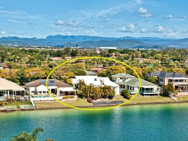 86 Cypress Drive, Broadbeach Waters QLD 4218