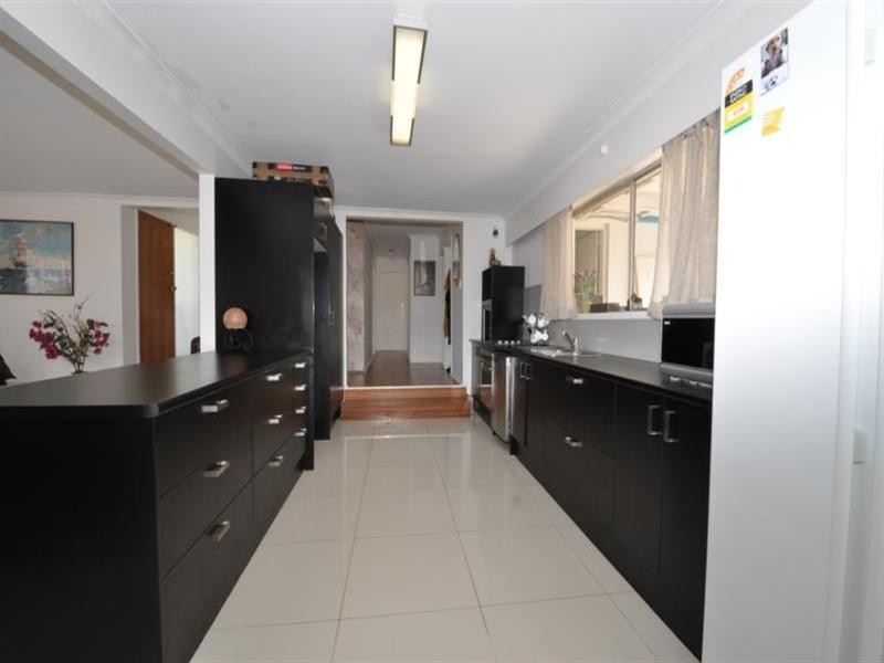 33 Rio Vista Boulevard, Broadbeach Waters QLD 4218