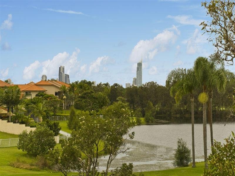 13 145 Palm Meadows Drive, Carrara QLD 4211