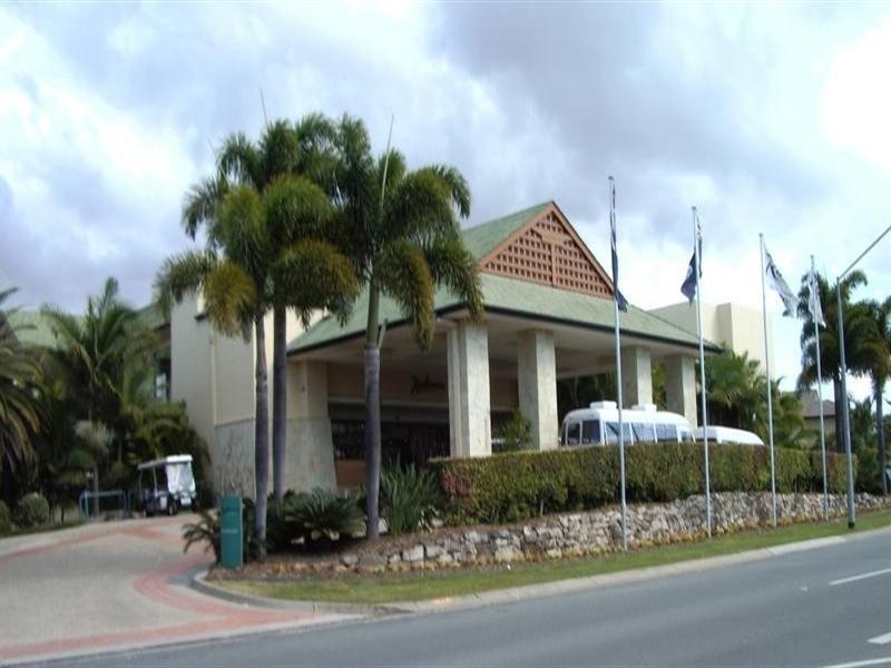 267 64 Palm Meadows Drive, Carrara QLD 4211