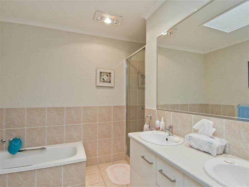 10 Jacaranda Close.  74 Wardoo Street, Ashmore QLD 4214