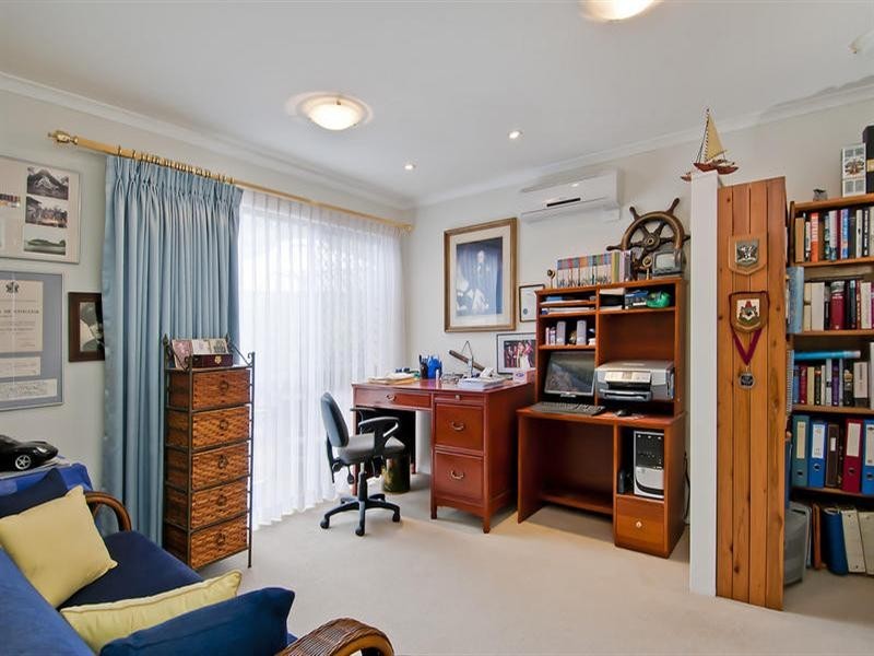 10 Jacaranda Close.  74 Wardoo Street, Ashmore QLD 4214