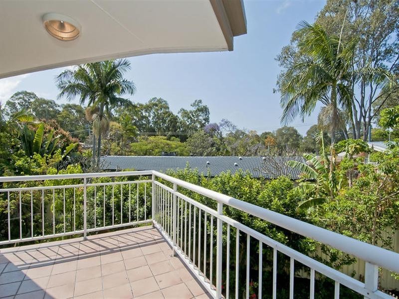 21 Mentone Avenue, Bundall QLD 4217