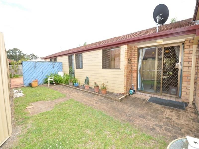 52 Paradise Palms Leisure Villas. 37 St Kevins Avenue, Benowa QLD 4217