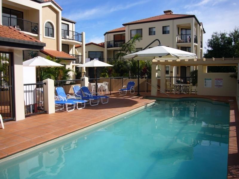 3 Chevron Palm Waters.  48 Stanhill Drive, Chevron Island QLD 4217