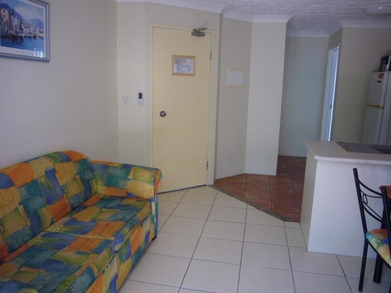 3 Chevron Palm Waters.  48 Stanhill Drive, Chevron Island QLD 4217